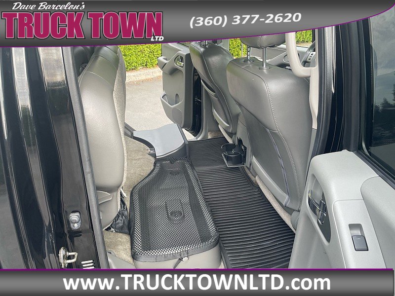 Used 2011 Nissan Frontier SL w/ Moonroof Pkg RWD image 12