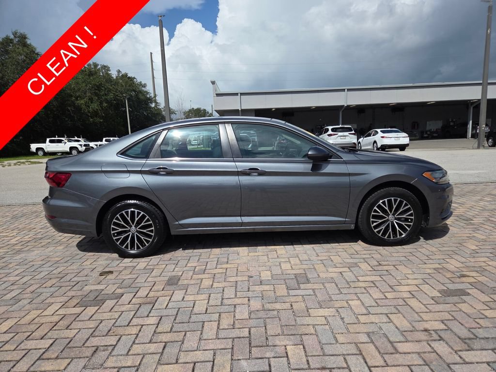 Used 2021 Volkswagen Jetta SE FWD image 12