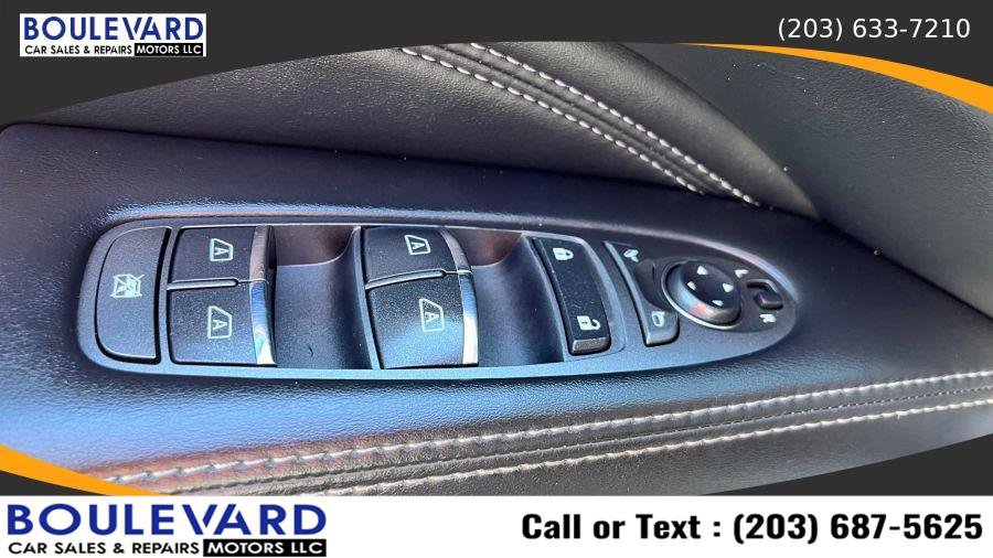 Used 2016 INFINITI QX60 3.5 Sport Utility 4D w/ Premium Plus Package image 14