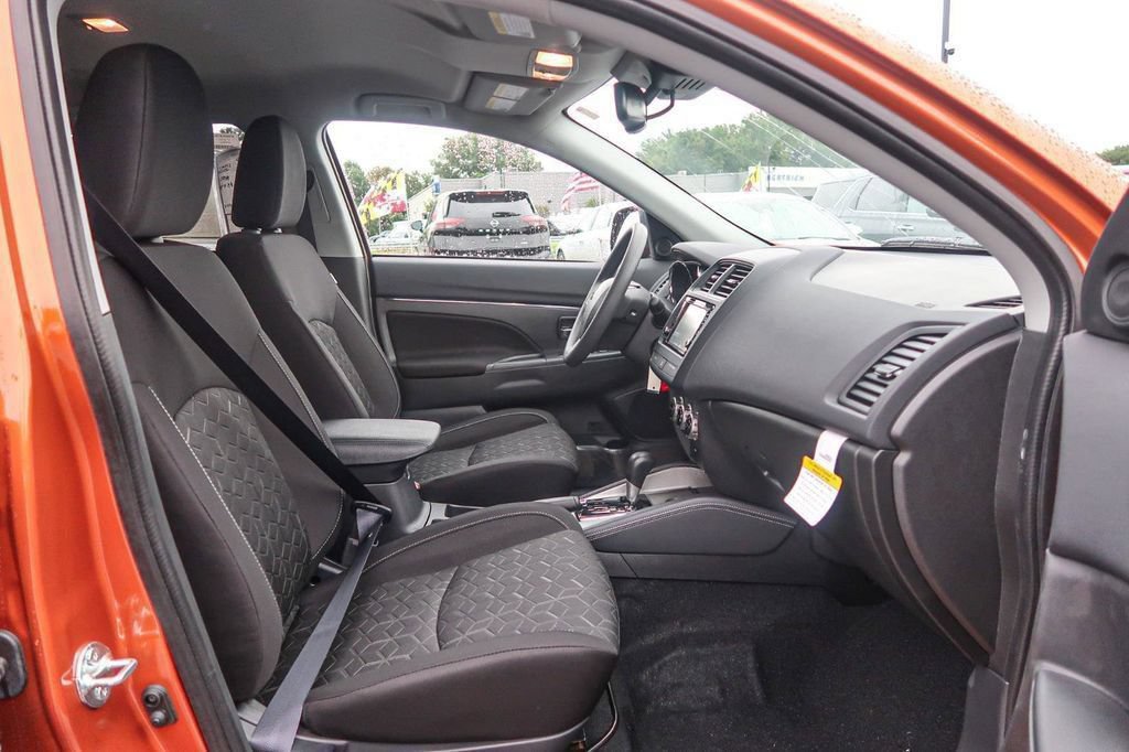 New 2025 Mitsubishi Outlander Sport ES AWD/4WD image 17