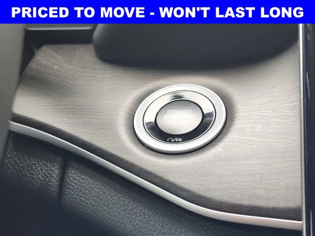 Used 2025 Jeep Grand Cherokee Limited AWD/4WD image 8