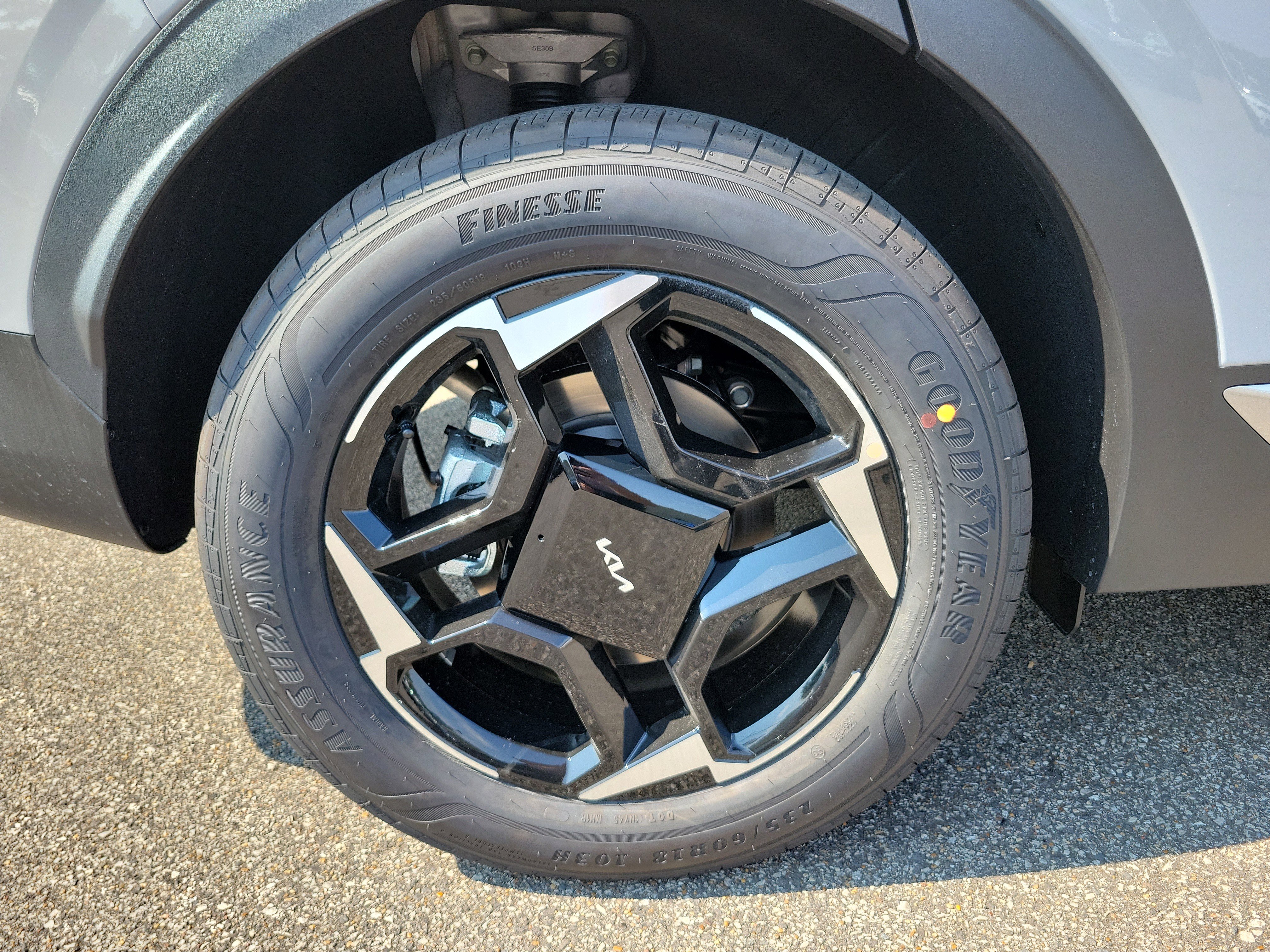 New 2026 Kia Sportage EX image 28