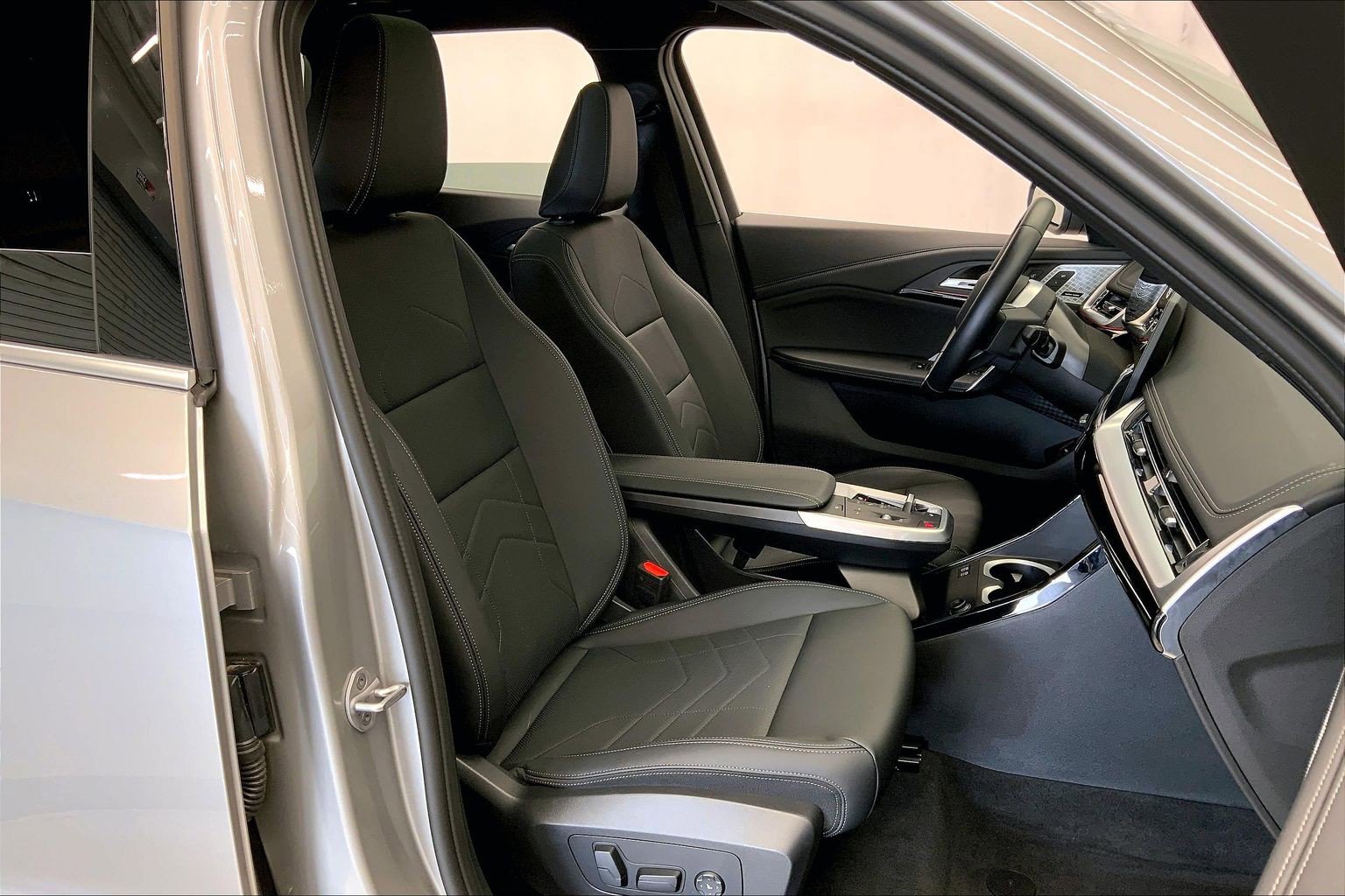 Used 2025 BMW X1 xDrive28i AWD/4WD image 17