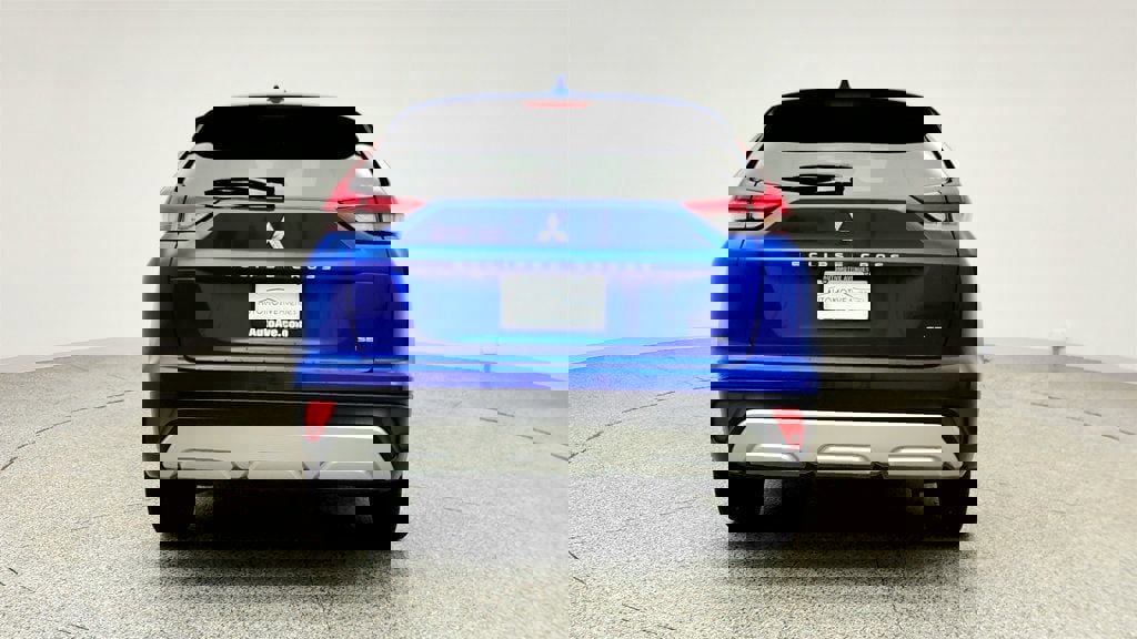 Used 2023 Mitsubishi Eclipse Cross SE image 6