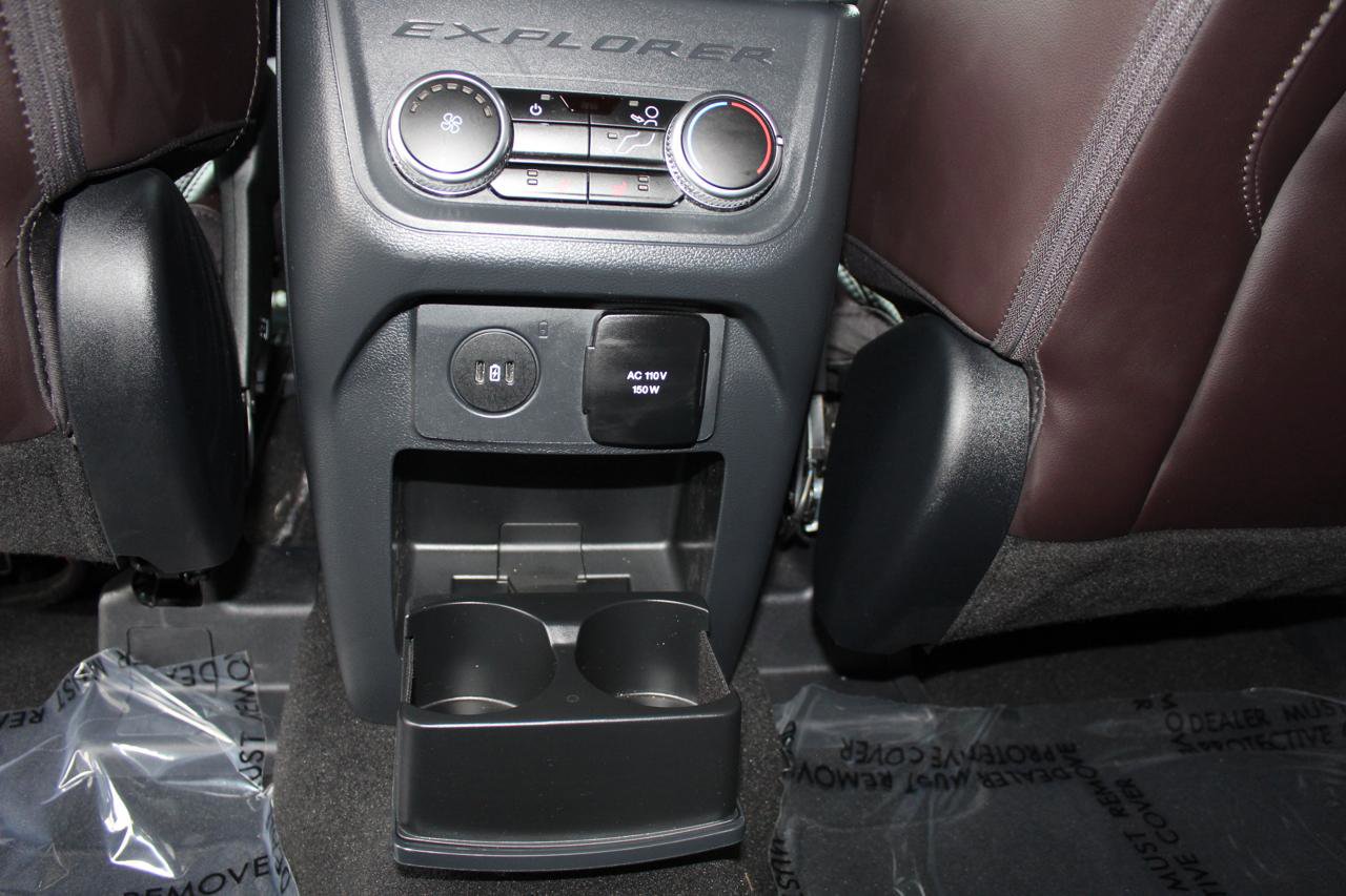 Used 2025 Ford Explorer Platinum w/ LUX Leather Package image 64