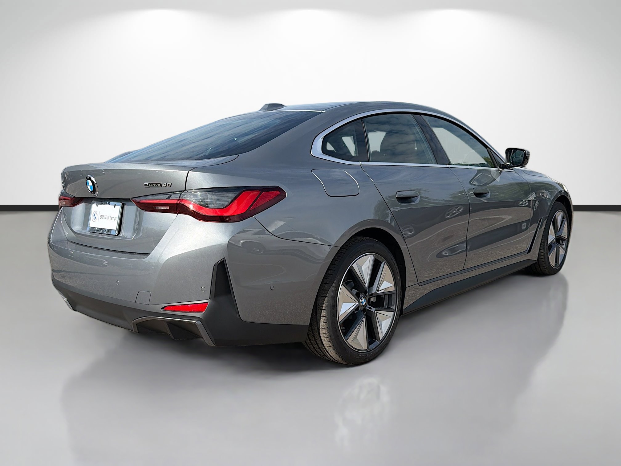 New 2026 BMW i4 eDrive40 w/ Parking Assistance Package image 3