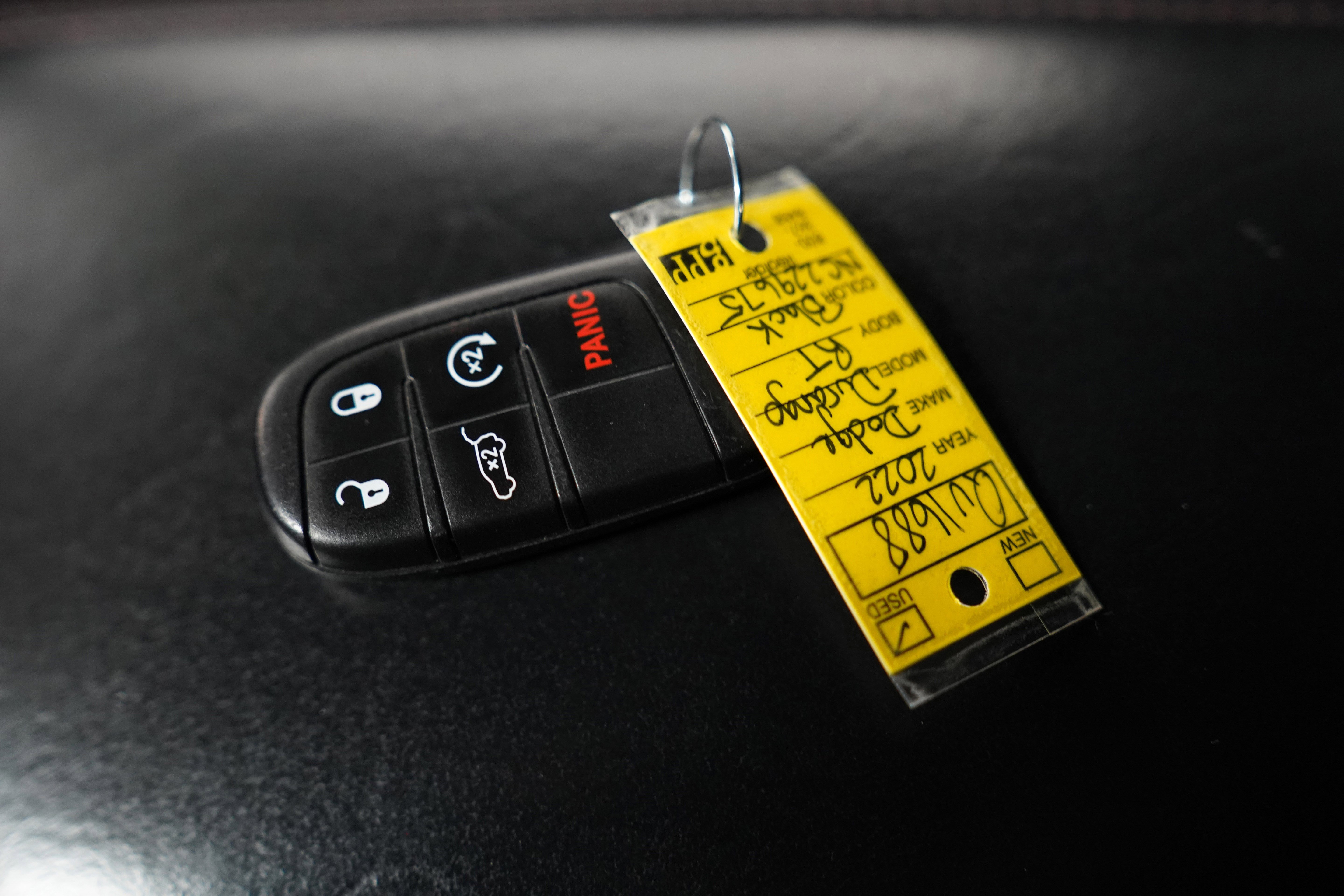 Used 2022 Dodge Durango R/T w/ Blacktop Package image 32