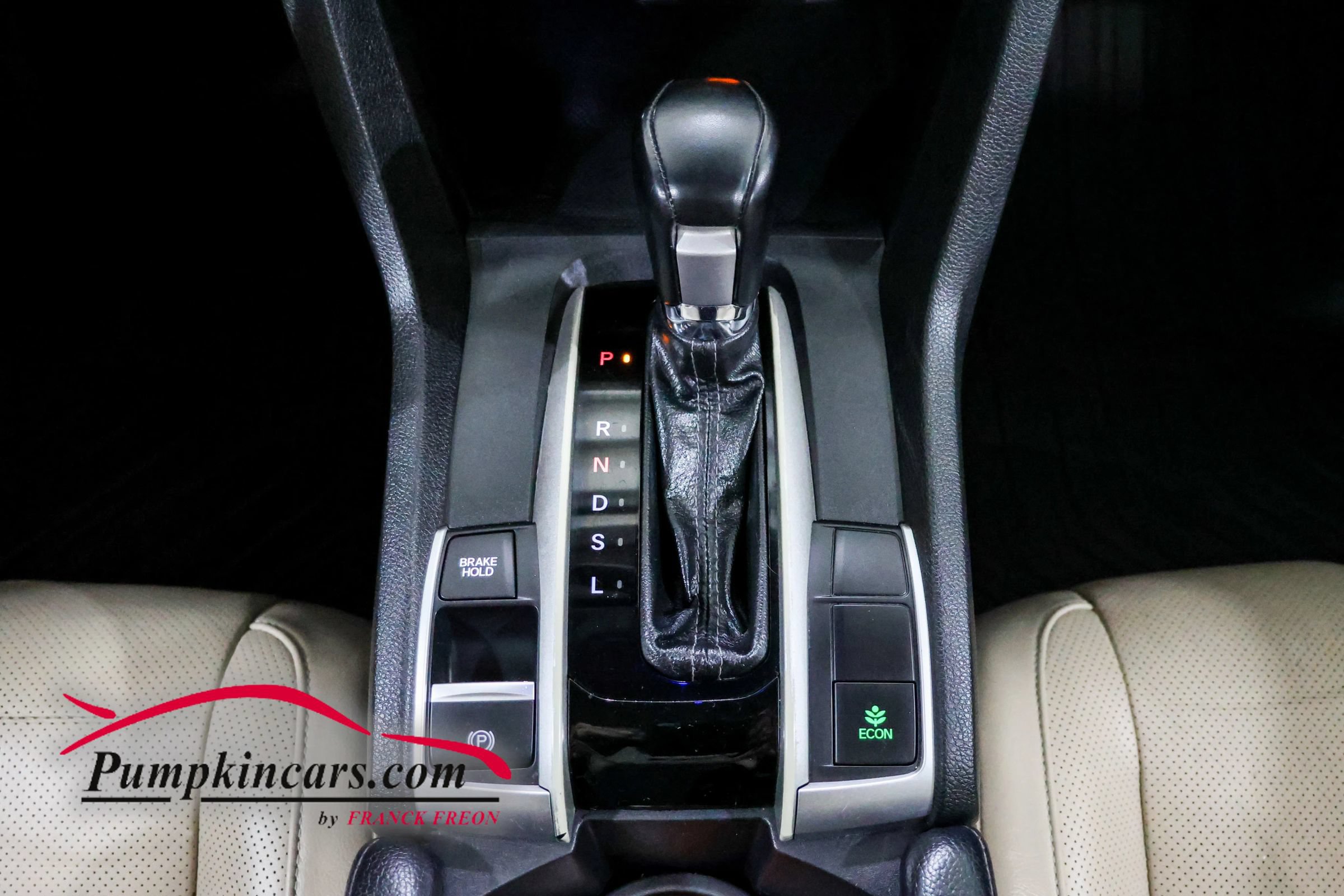 Used 2017 Honda Civic Touring image 35