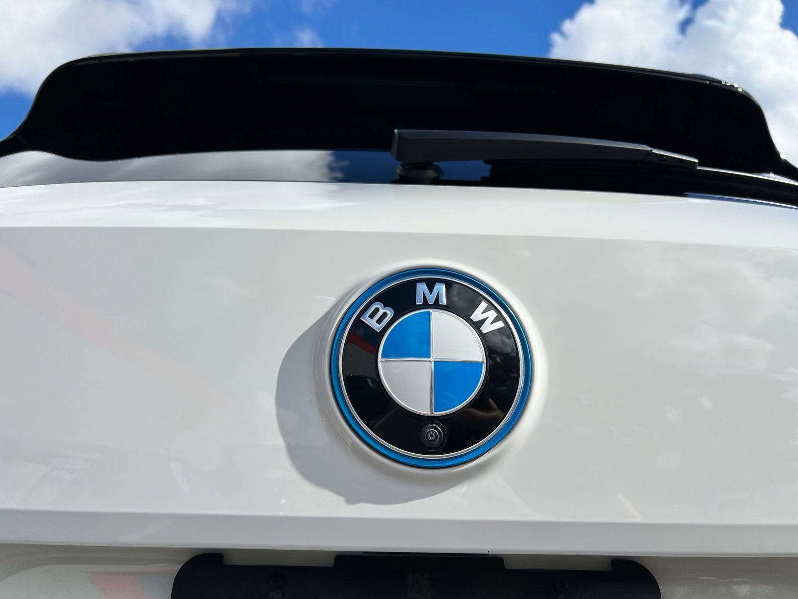 Used 2024 BMW iX xDrive50 w/ Convenience Package AWD/4WD image 23