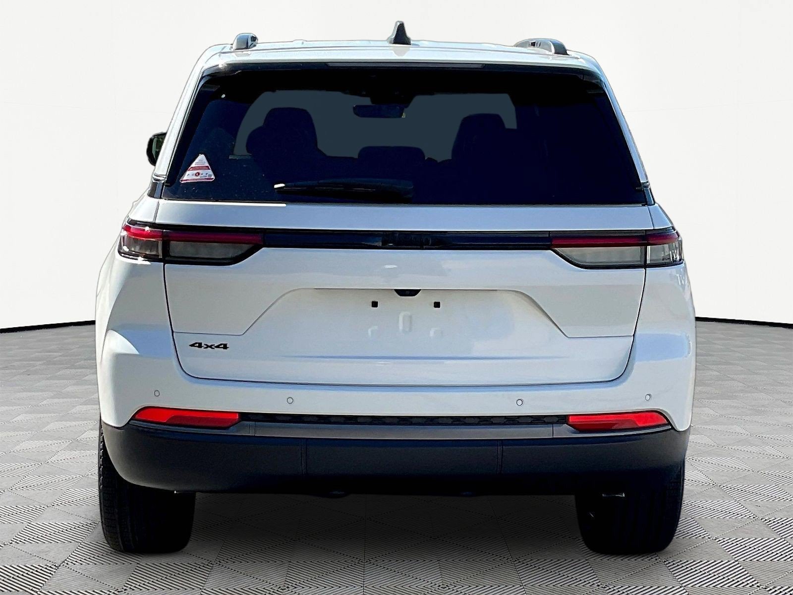 New 2027 Jeep Grand Cherokee Limited w/ Trailer Tow Package AWD/4WD image 5