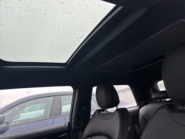 Used 2015 MINI Cooper S image 12