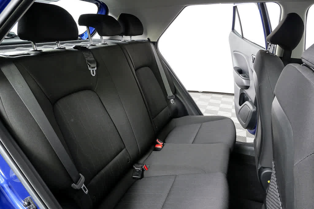 Used 2022 Hyundai Venue SE FWD image 19