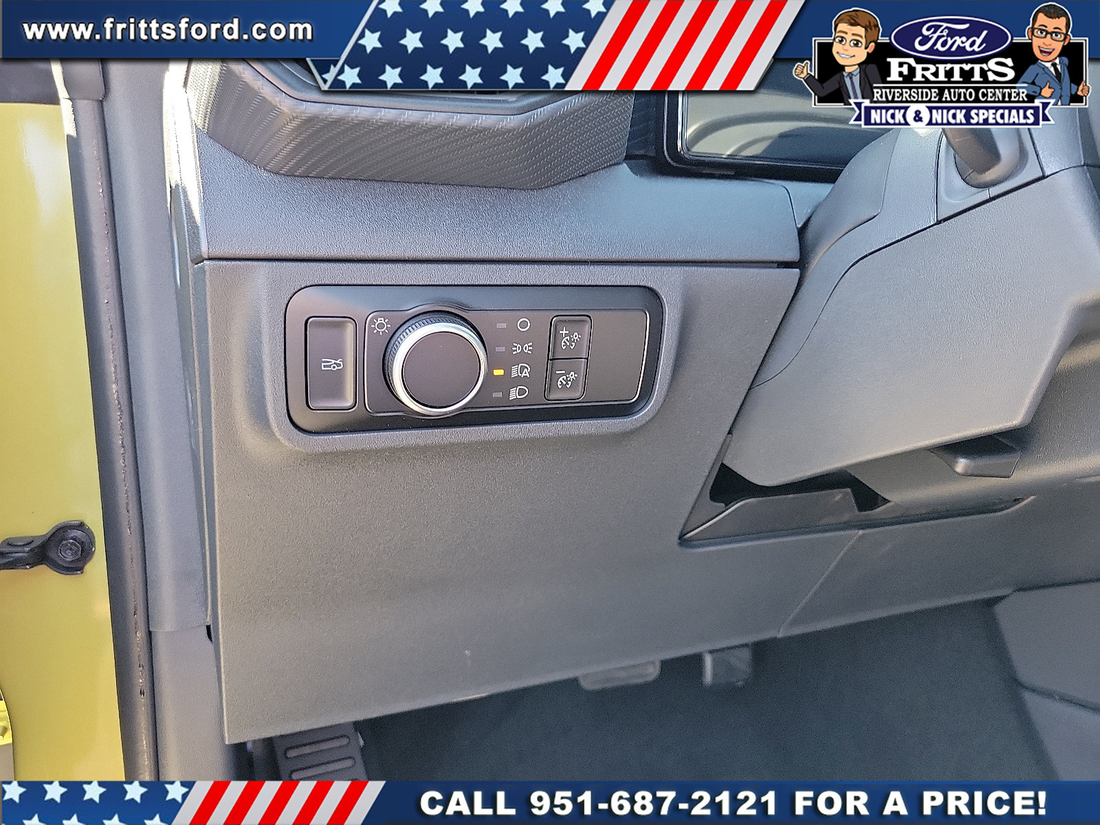 Used 2025 Ford Mustang Coupe RWD image 12