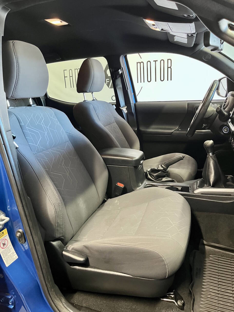 Used 2016 Toyota Tacoma TRD Sport image 20