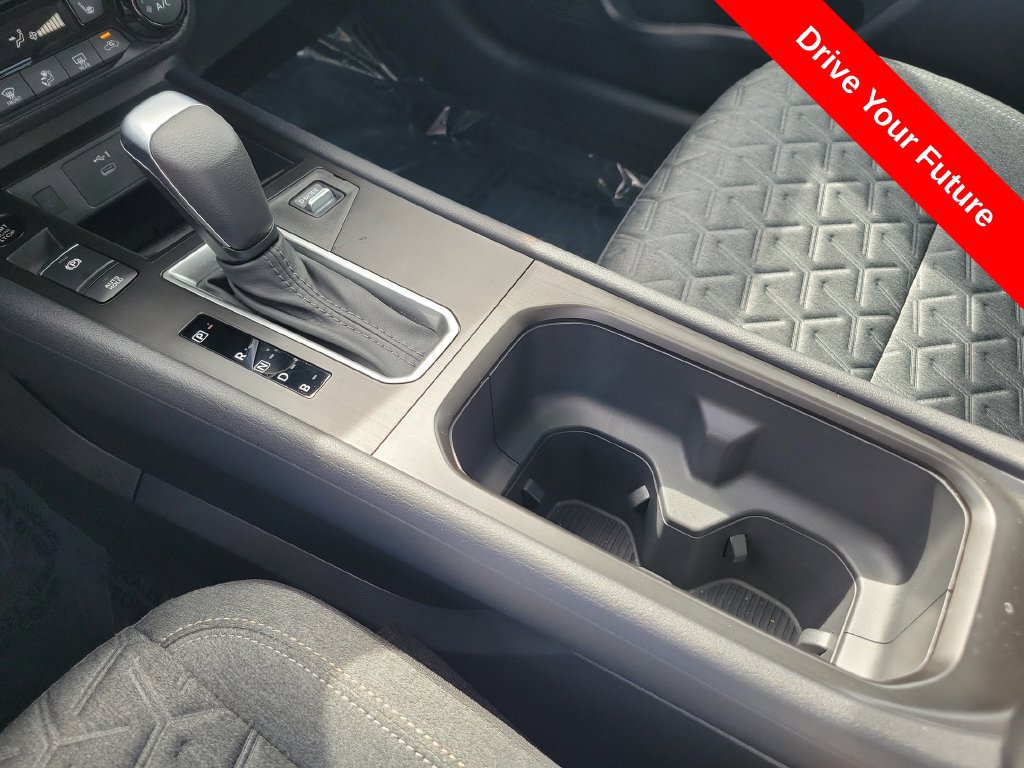 Used 2026 Nissan Kicks SV w/ SV Premium Package FWD image 17