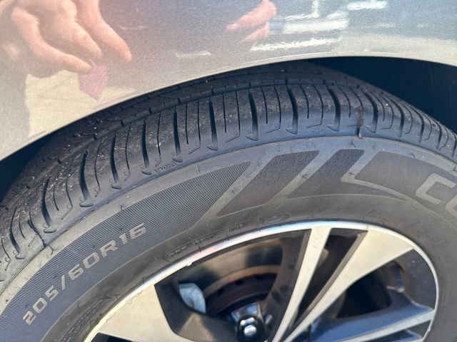 Used 2020 Nissan Sentra SV w/ Lighting Package FWD image 26