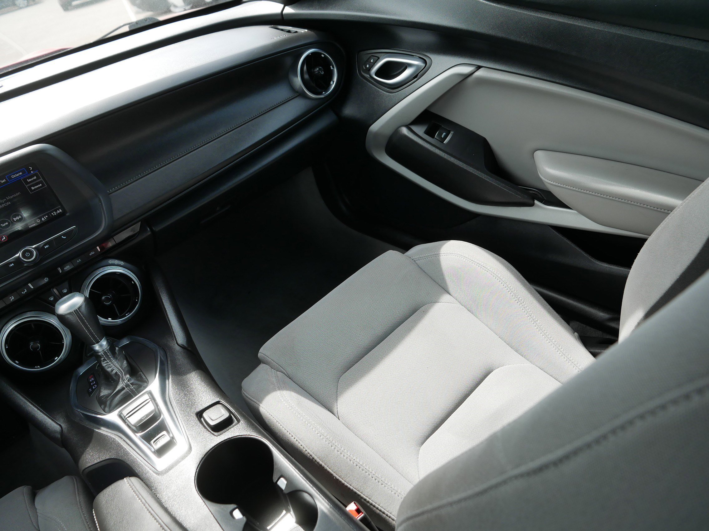 Used 2023 Chevrolet Camaro LT image 11