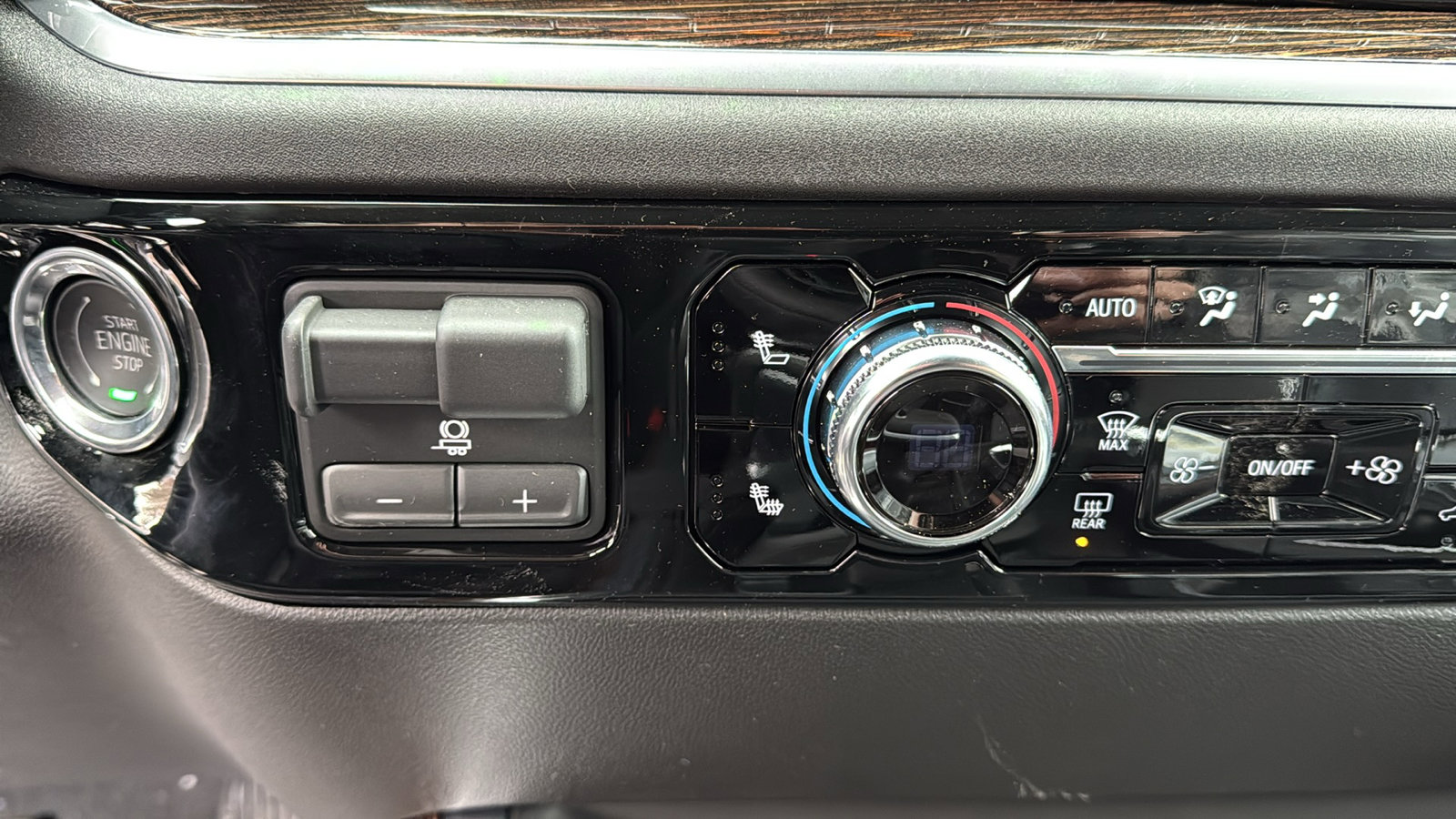 New 2026 GMC Sierra 1500 Elevation w/ Elevation Premium Package image 16