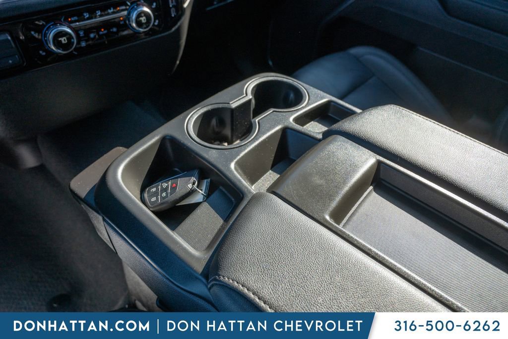 Used 2025 GMC Sierra 1500 SLT AWD/4WD image 16