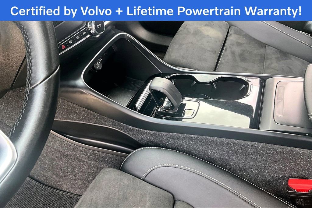 Used 2023 Volvo XC40 Recharge Ultimate image 19