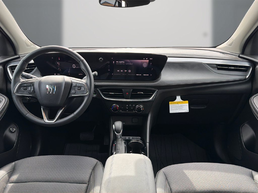 Used 2025 Buick Encore GX Preferred w/ Comfort Package FWD image 17