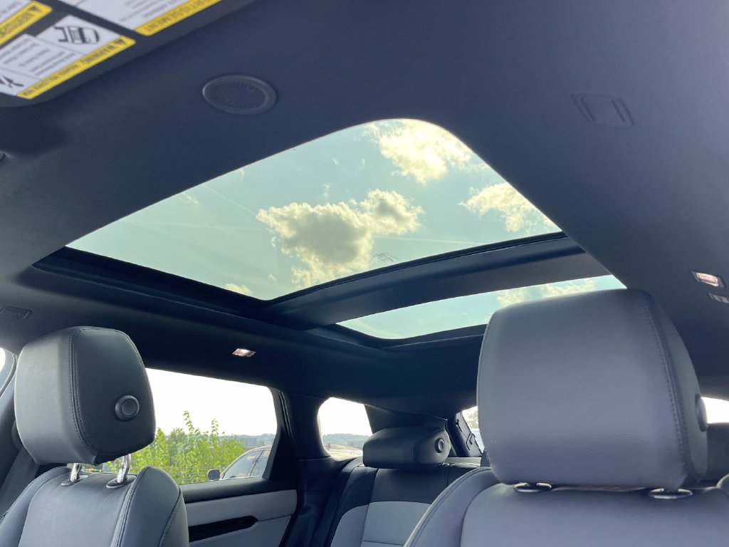 New 2026 Land Rover Range Rover Evoque Dynamic SE AWD/4WD image 13