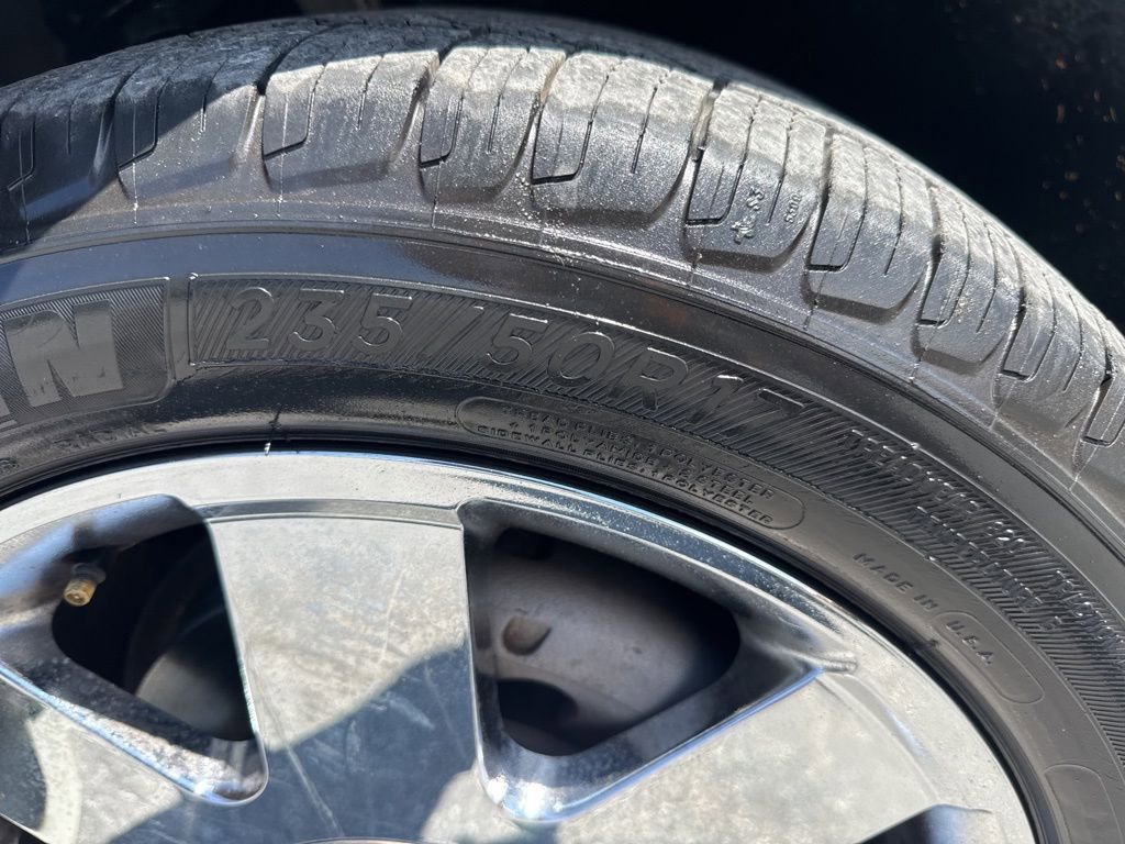 Used 2003 Ford Thunderbird Deluxe image 25