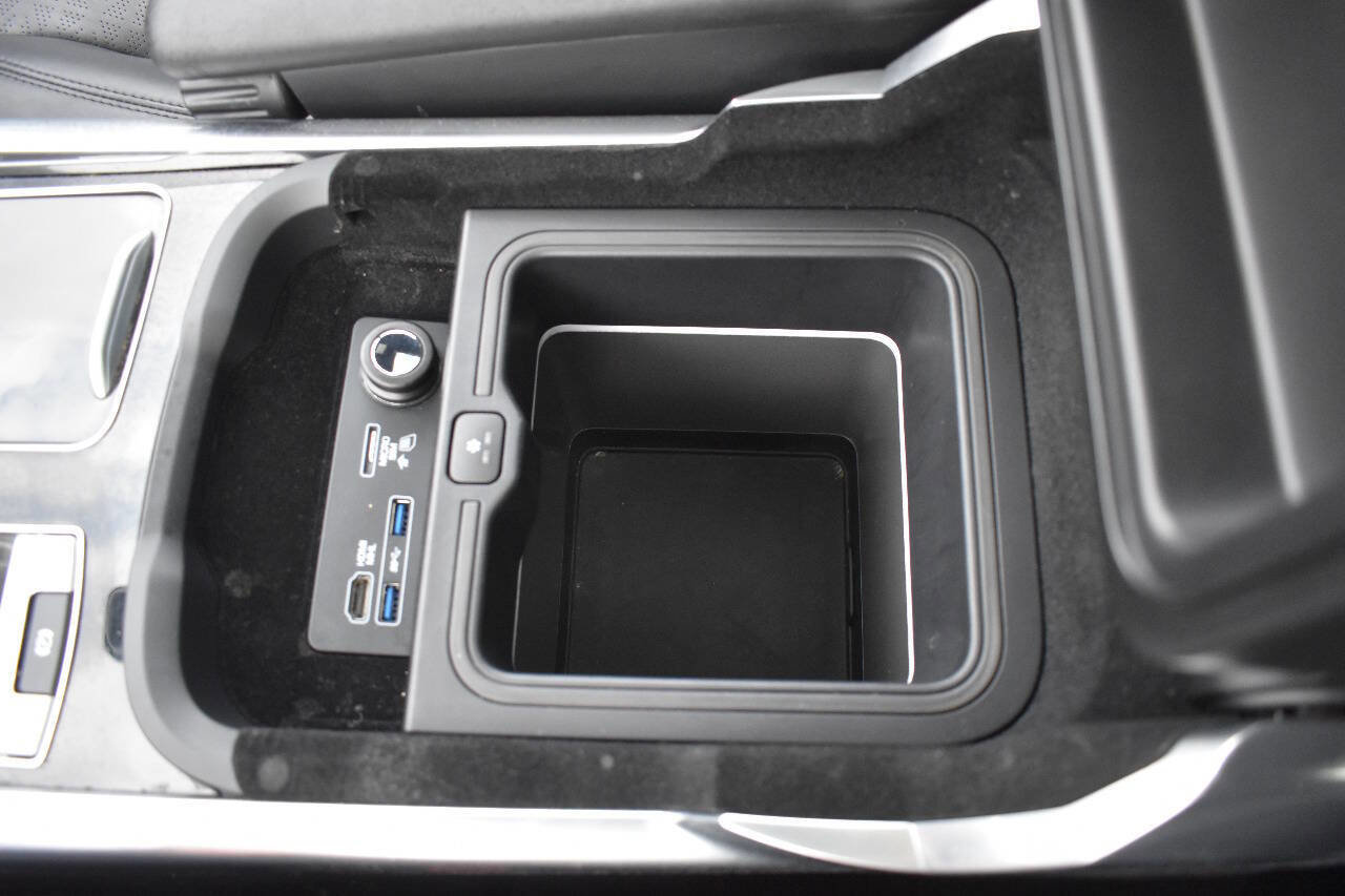 Used 2018 Land Rover Range Rover Sport HSE Dynamic image 31