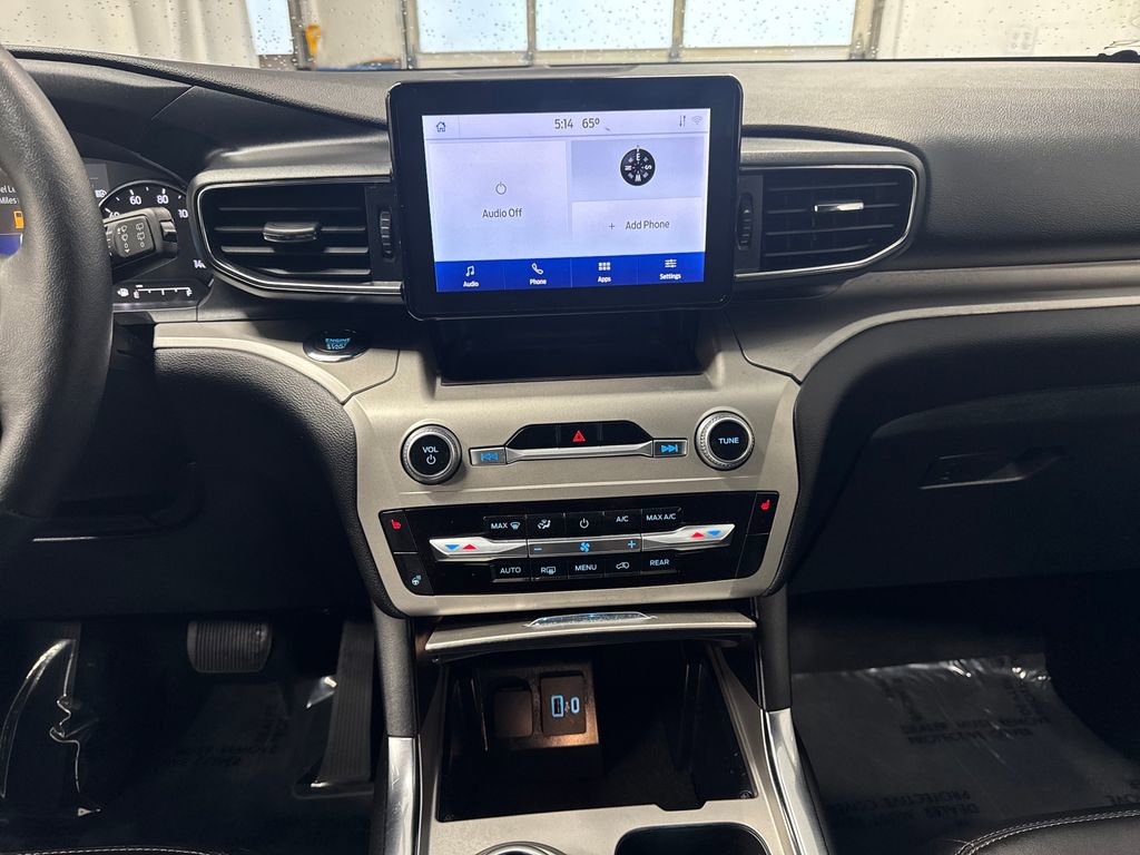 Used 2022 Ford Explorer XLT w/ Equipment Group 202A AWD/4WD image 21