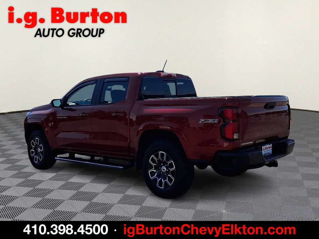Used 2025 Chevrolet Colorado Z71 AWD/4WD image 4