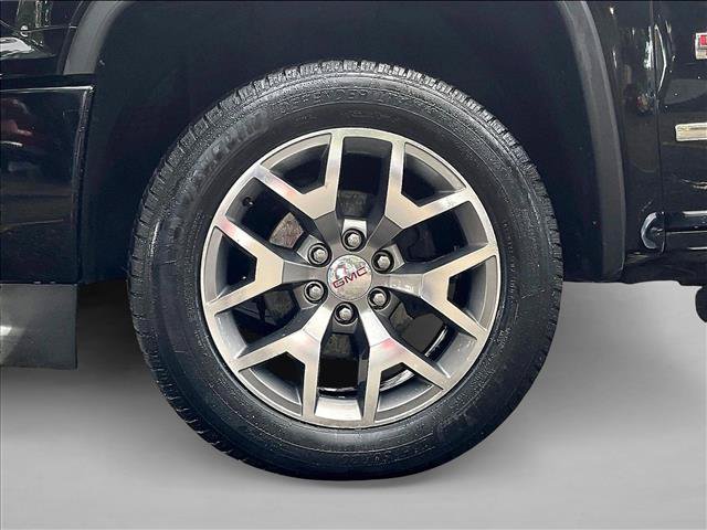 Used 2016 GMC Sierra 1500 SLT w/ All-Terrain Package AWD/4WD image 8