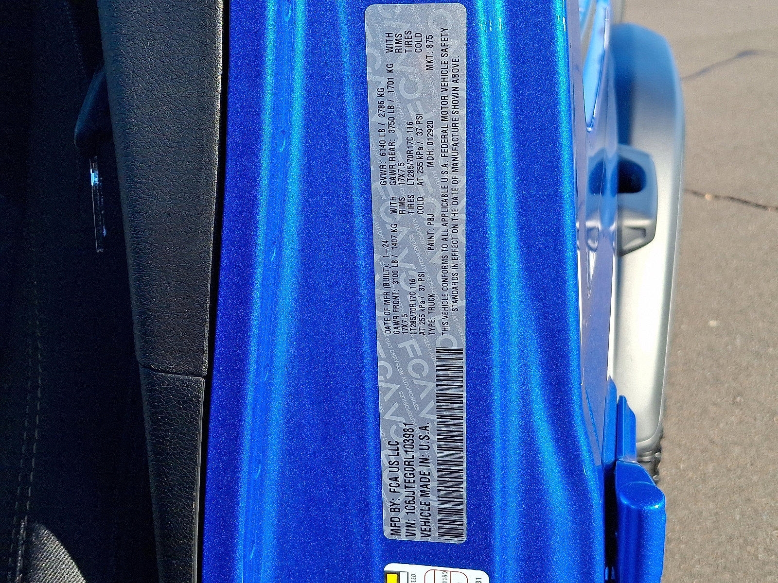 Used 2024 Jeep Gladiator Mojave image 25