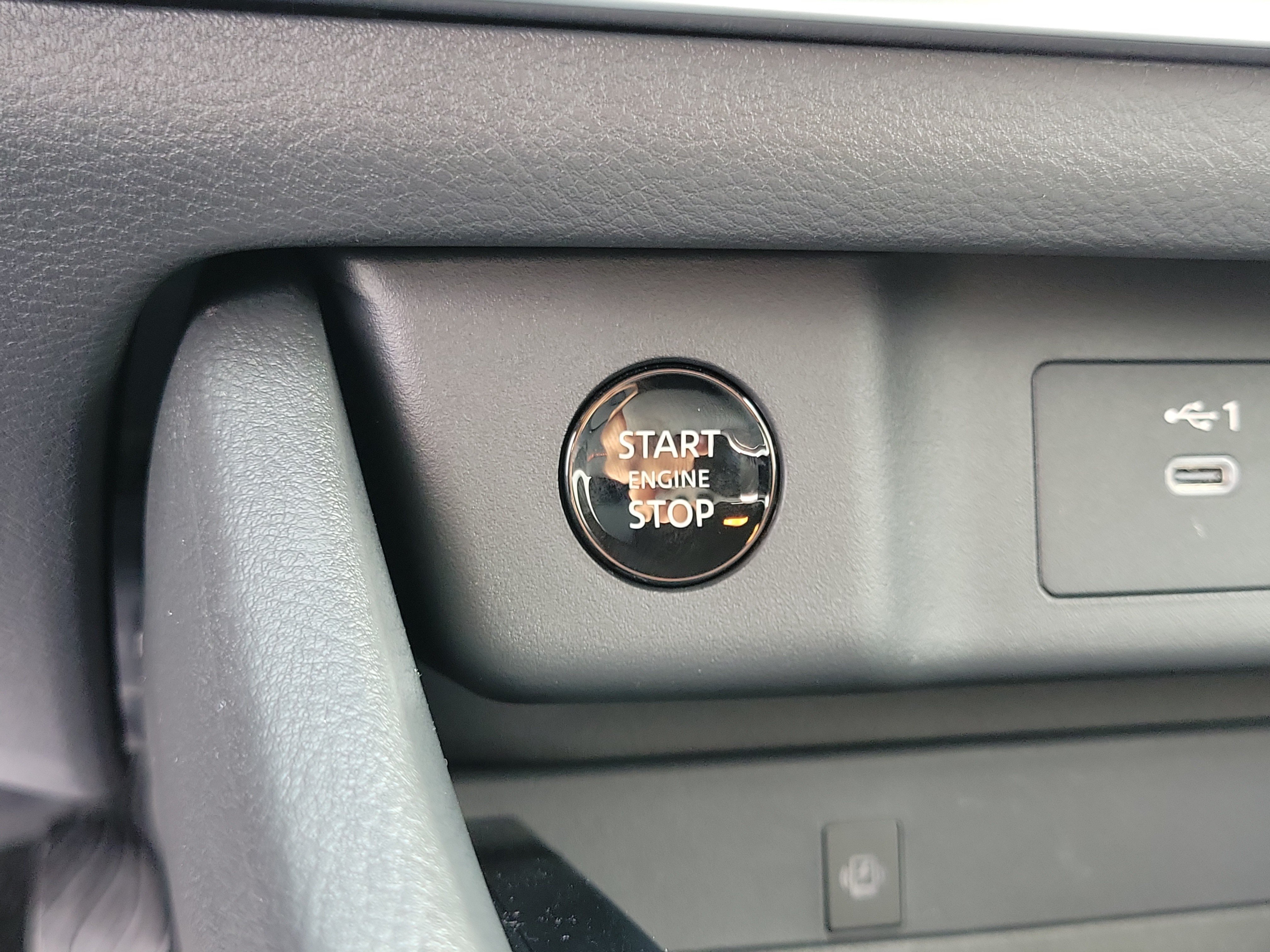 New 2026 Nissan Rogue SV w/ Rock Creek Premium Package AWD/4WD image 28