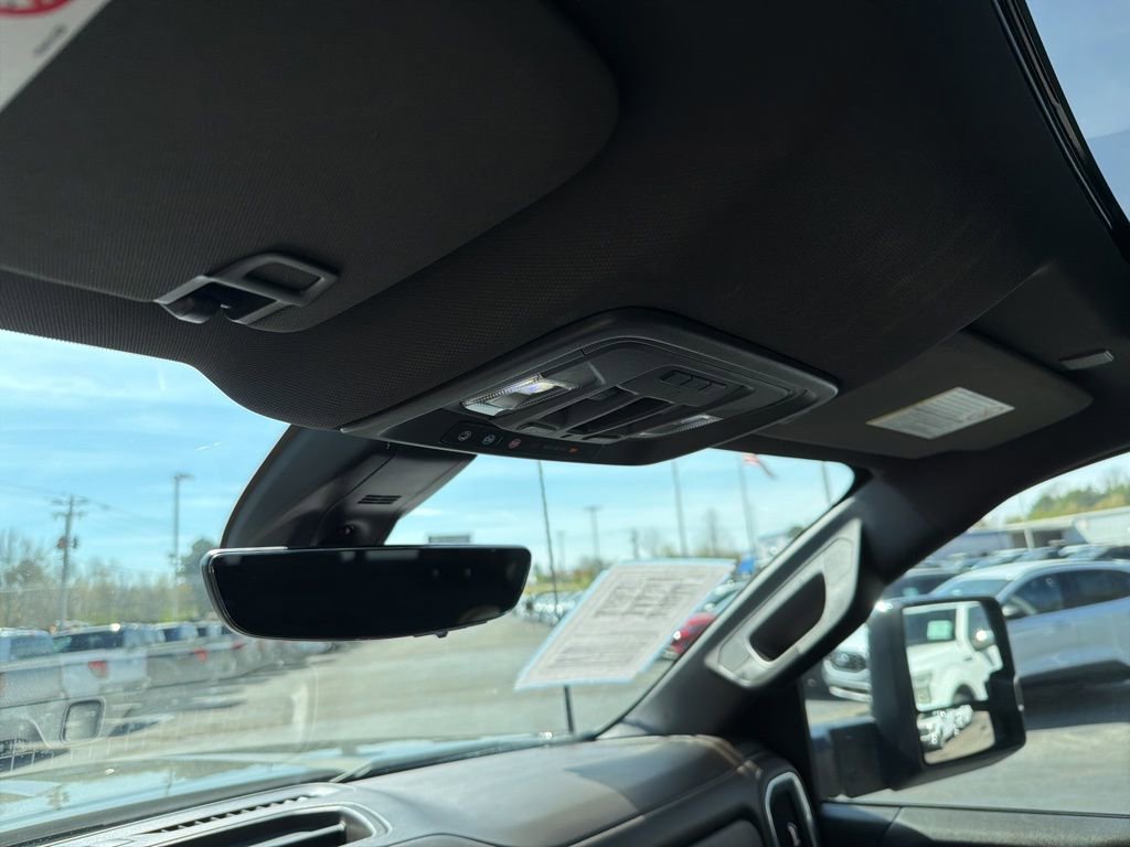 Used 2023 GMC Sierra 2500 Denali w/ Denali Ultimate Package image 23