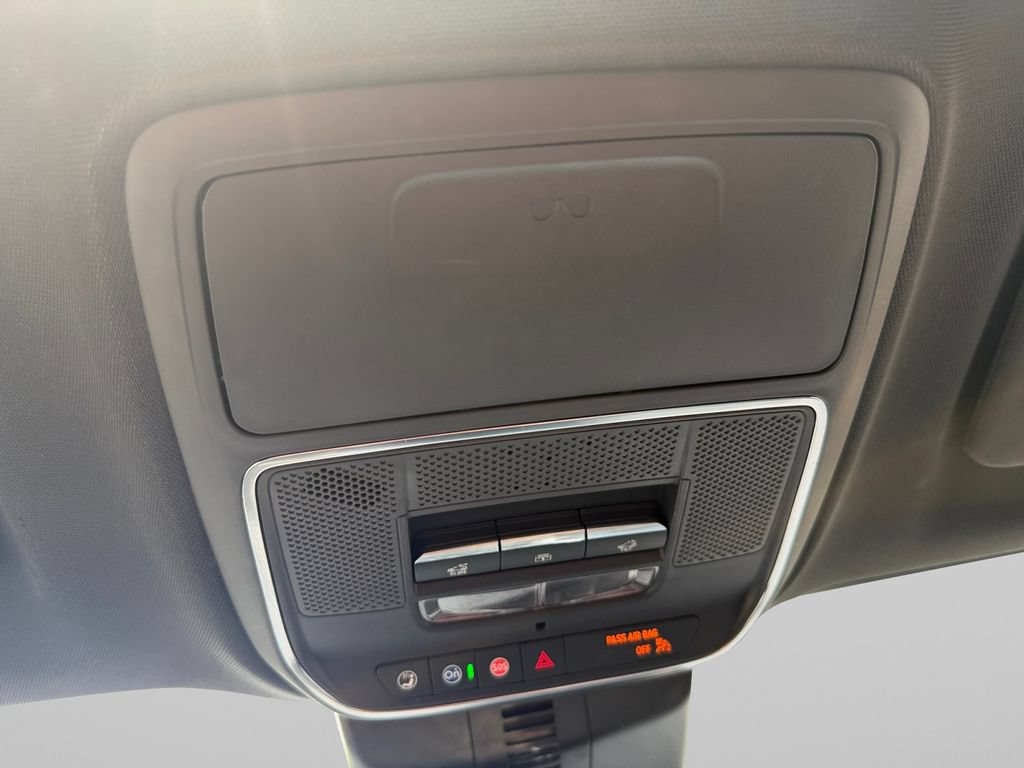 Used 2024 GMC Acadia Denali FWD image 23