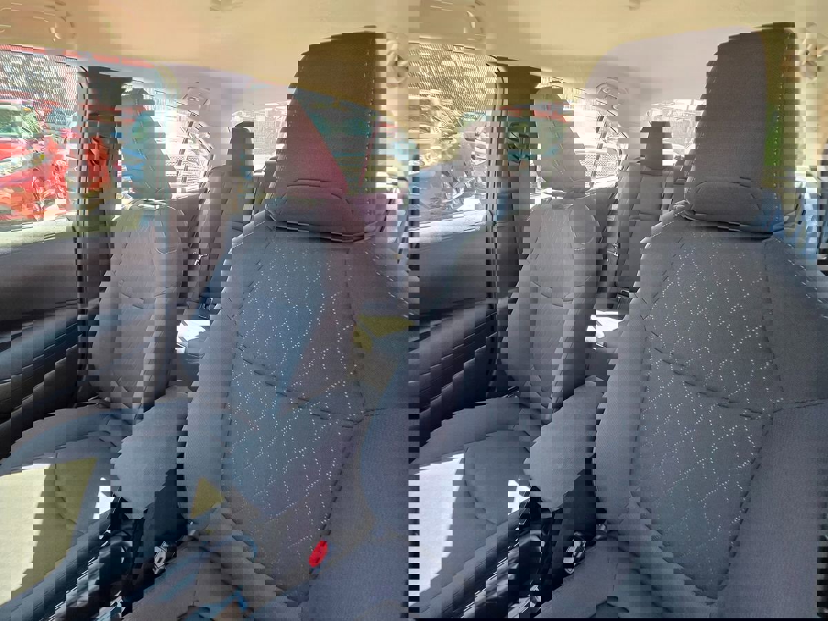 Used 2022 Toyota Corolla LE image 22