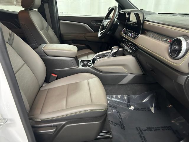 Certified 2024 Chevrolet Colorado ZR2 w/ ZR2 Convenience Package III AWD/4WD image 12