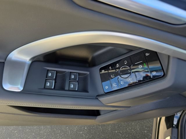 Used 2025 Audi Q5 Premium w/ Convenience Package AWD/4WD image 31