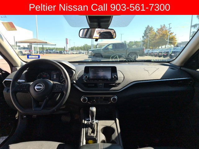 Used 2024 Nissan Altima 2.5 S FWD image 12