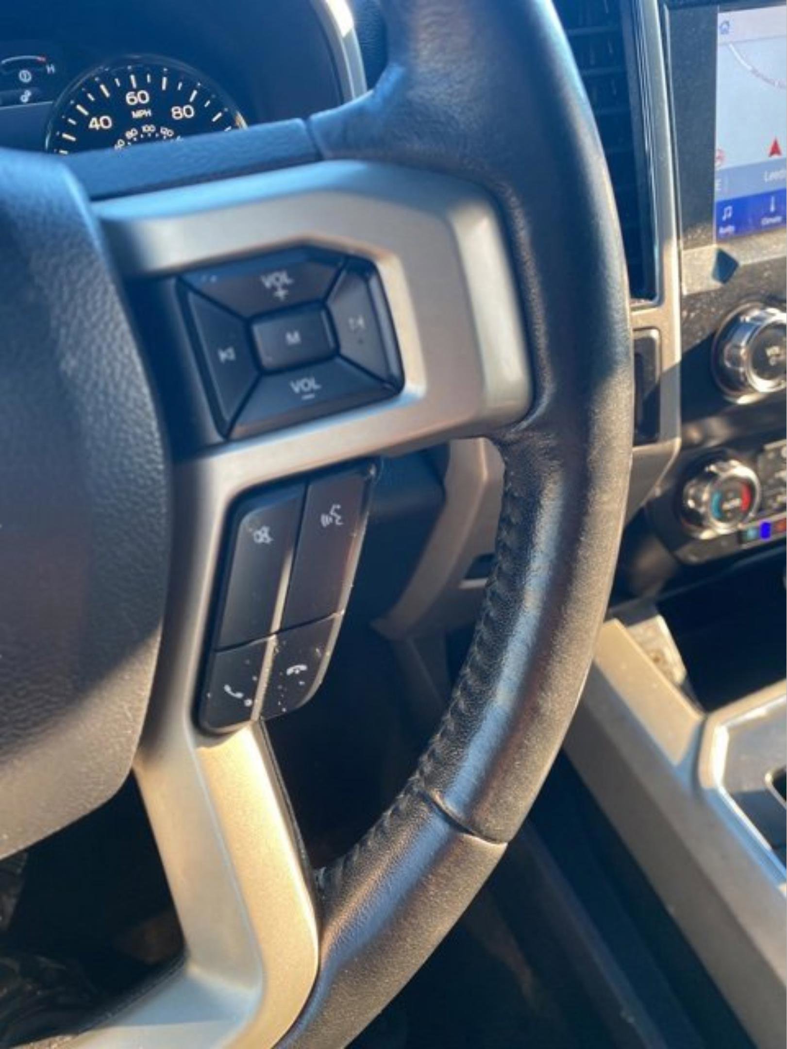 Used 2020 Ford F150 Lariat image 11