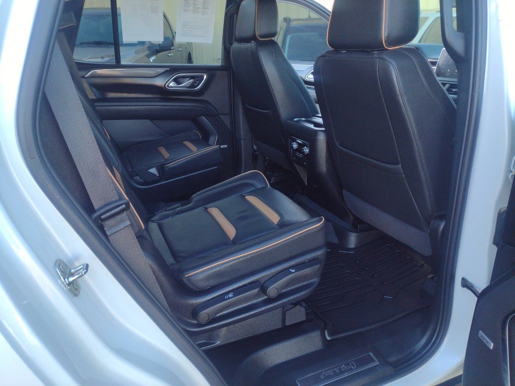 Used 2024 GMC Yukon AT4 w/ AT4 Premium Package image 33