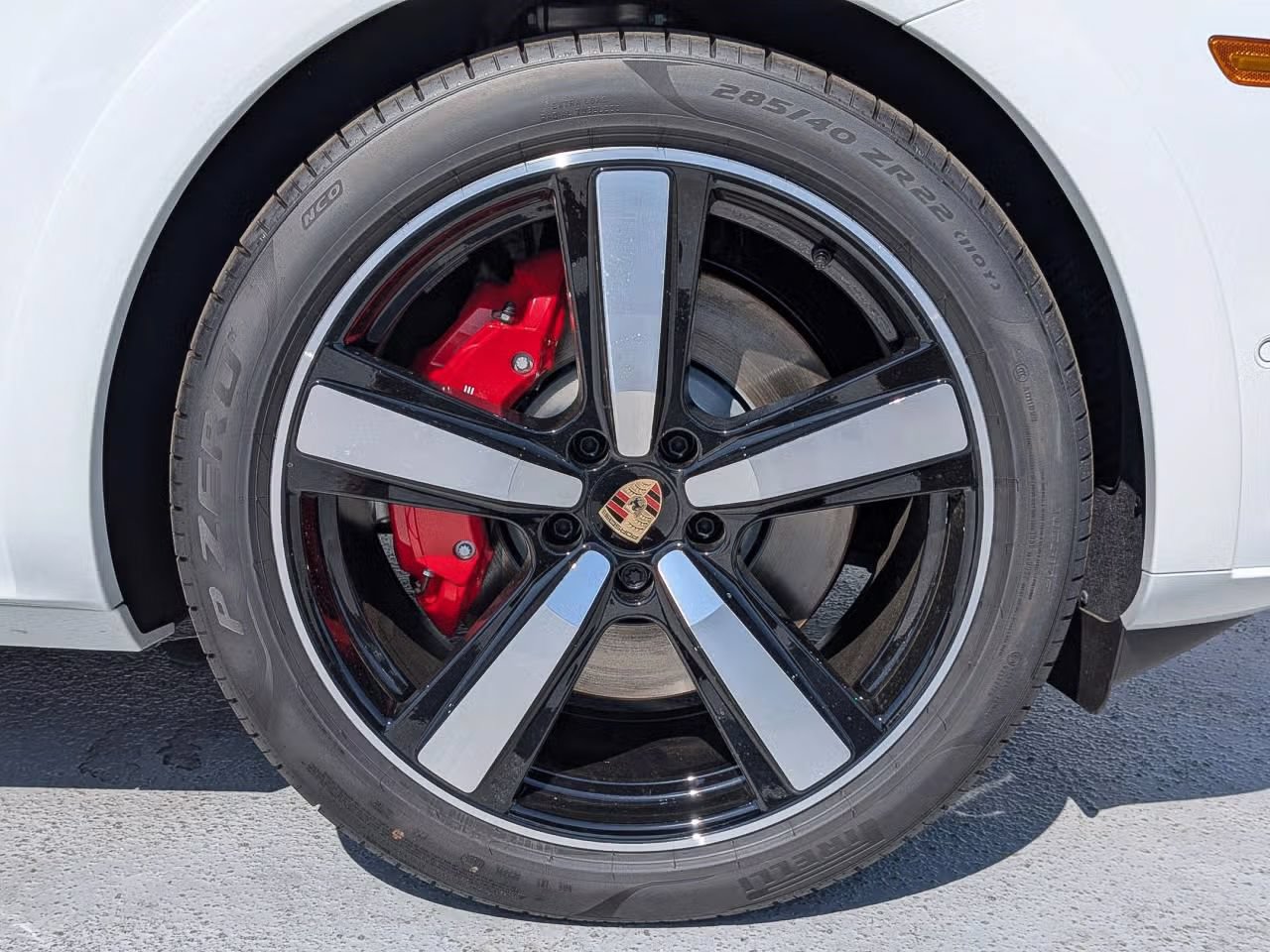Certified 2025 Porsche Cayenne S AWD/4WD image 12
