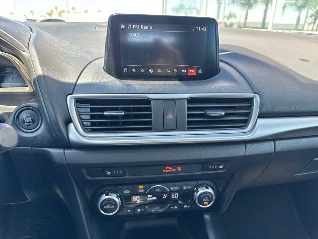 Used 2018 MAZDA MAZDA3 Touring FWD image 25