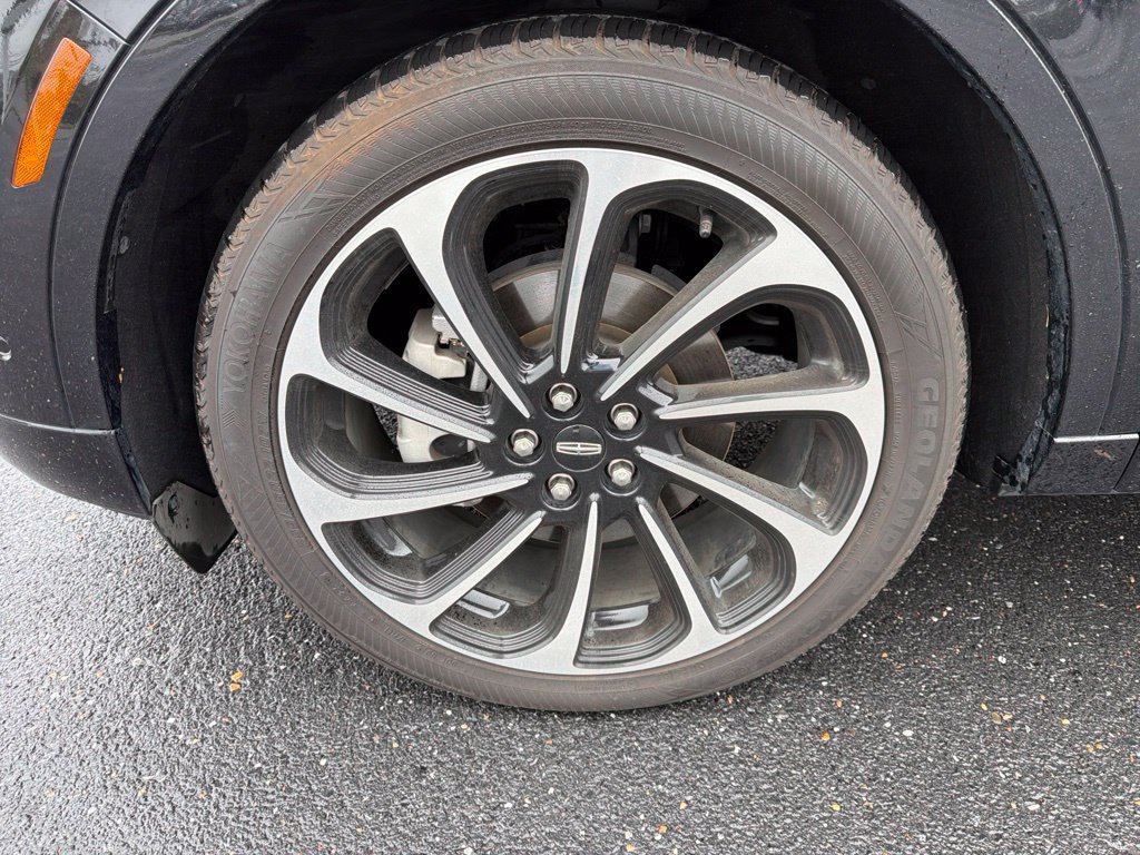 Certified 2024 Lincoln Nautilus Black Label AWD/4WD image 13