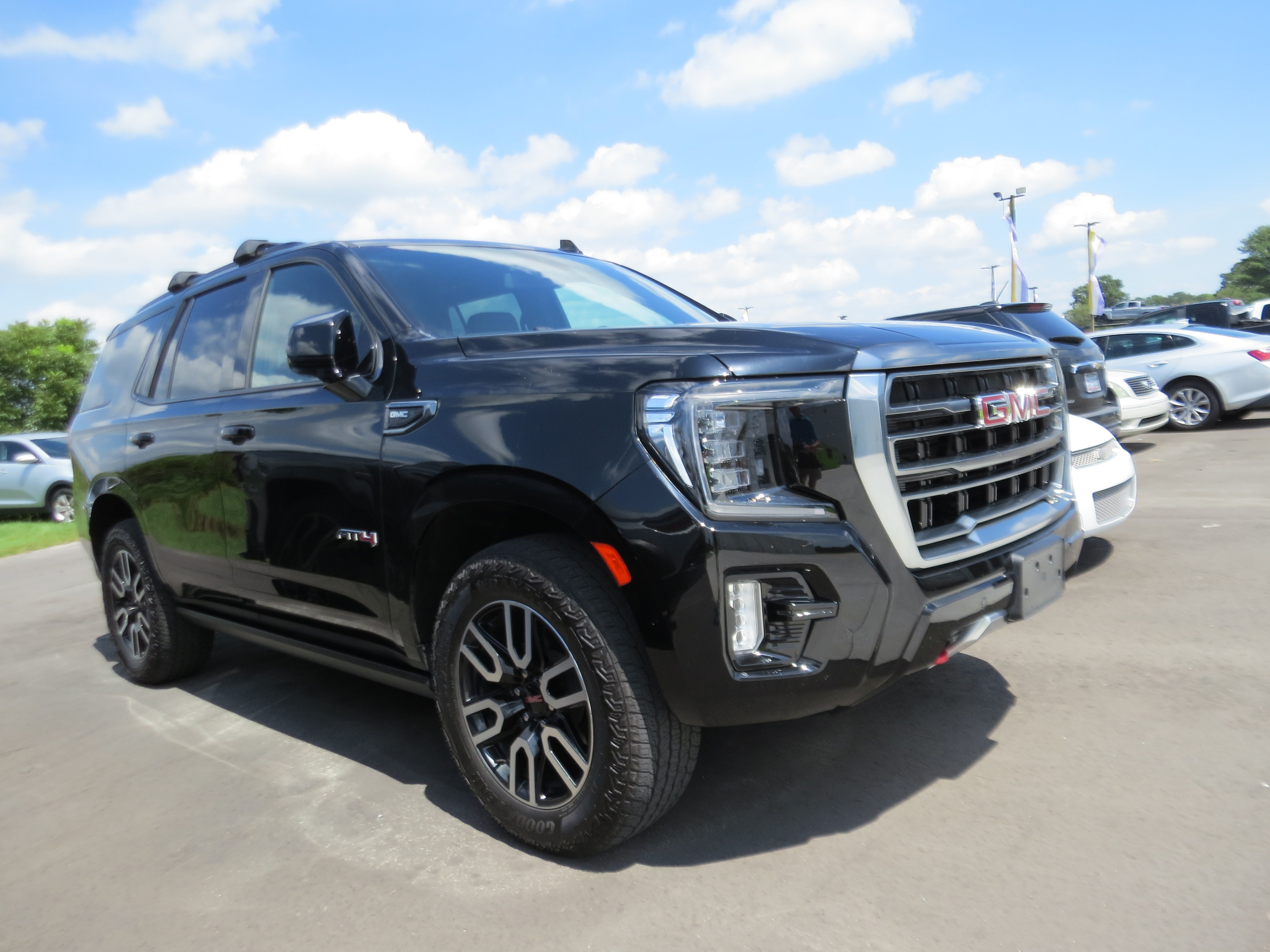 Used 2023 GMC Yukon AT4