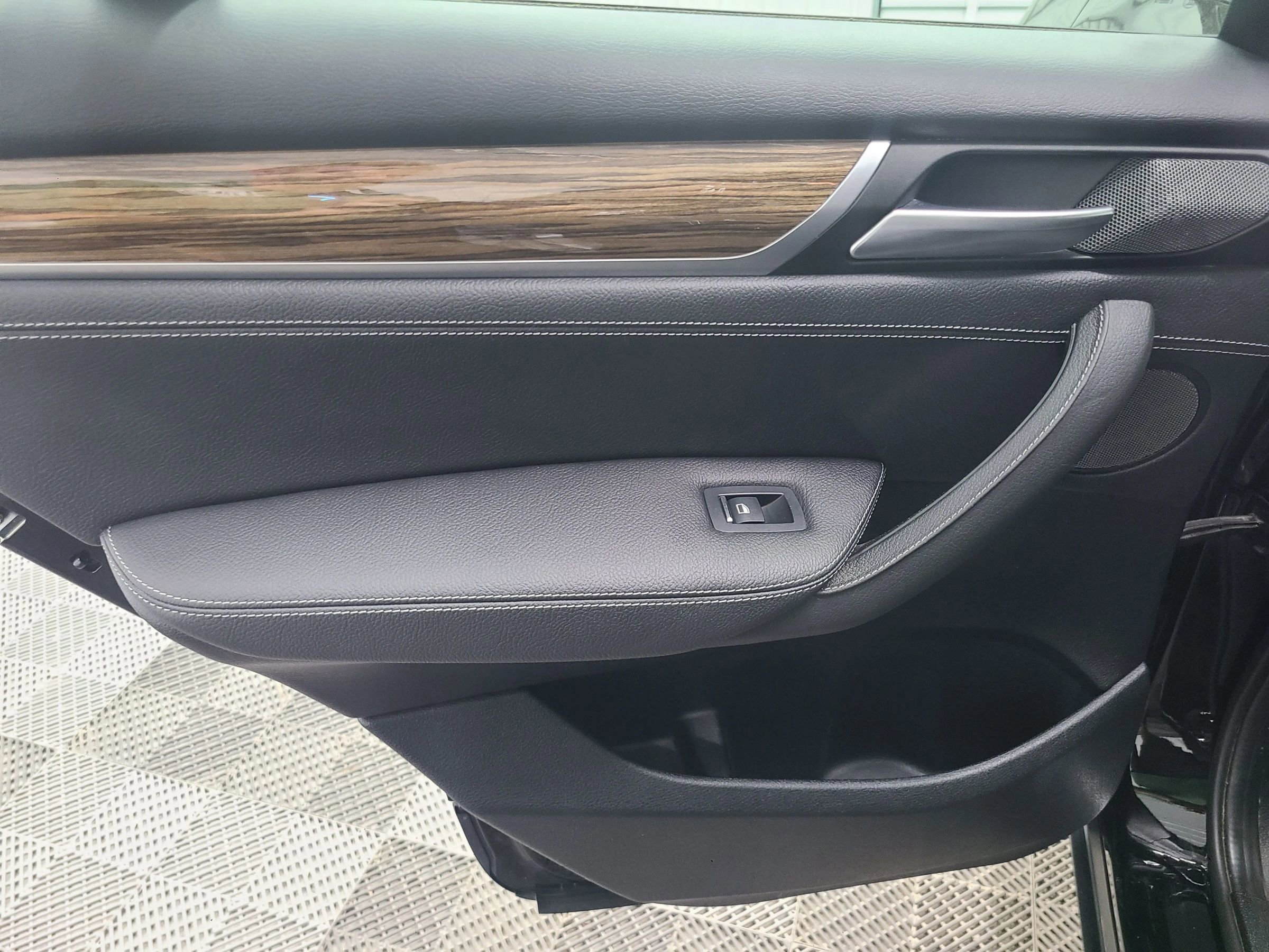 Used 2017 BMW X3 xDrive35i image 38