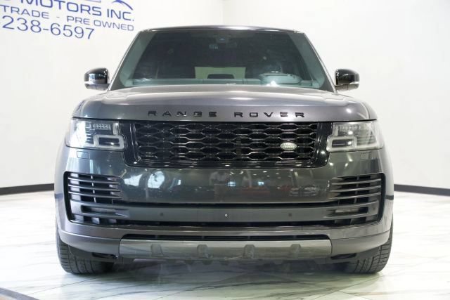 Used 2018 Land Rover Range Rover Supercharged AWD/4WD image 2