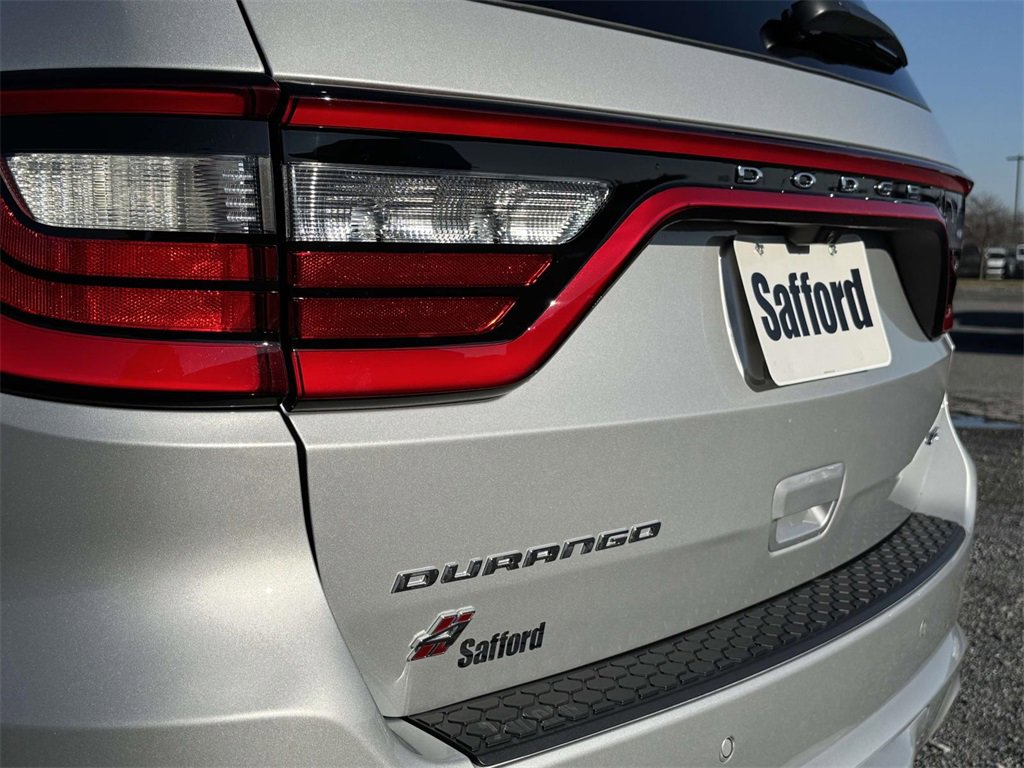 Used 2024 Dodge Durango GT image 11
