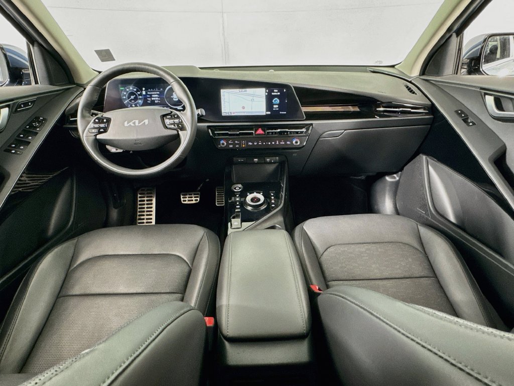 Used 2023 Kia Niro Wave w/ Wave Preserve Package FWD image 26