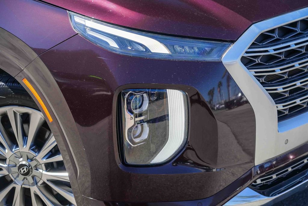 Used 2020 Hyundai Palisade Limited FWD image 2